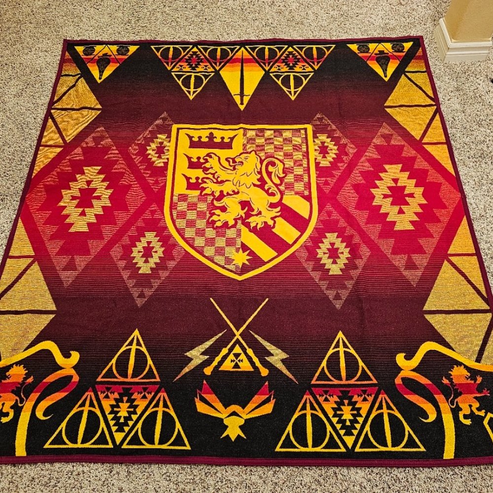 Rare Limited Edition Pendleton Harry Potter Gryffindor Blanket